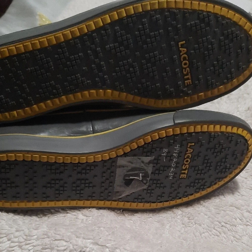 Lacoste Women's Charcoal and Neon Yellow Winter Boots